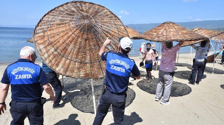 Bursa'da zabıta sahil işgaline izin vermiyor