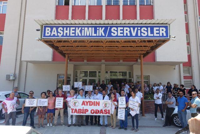 Aydın Tabip Odası, şiddet mağduru Dr. Orhan Bayır’e destek için Söke’ye çıkarma yaptı