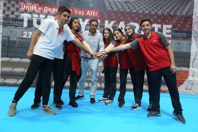 Gaziantep Büyükşehir Karate Takımı, Türkiye Şampiyonasında iddialı