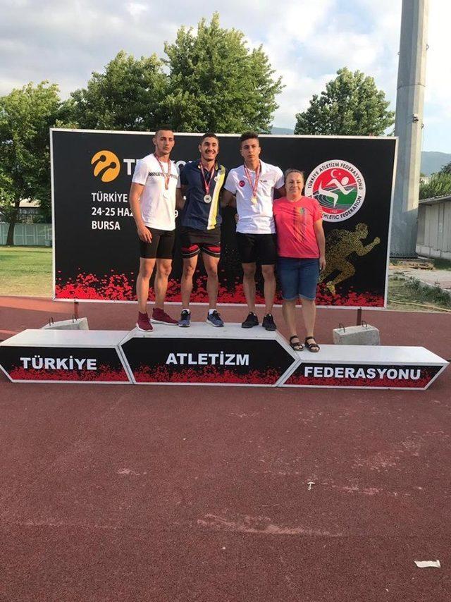 Atletler Bursa’dan 6 madalya ile döndü