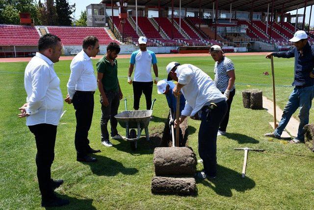 Atatürk Stadyumu yeni sezona hazırlanıyor