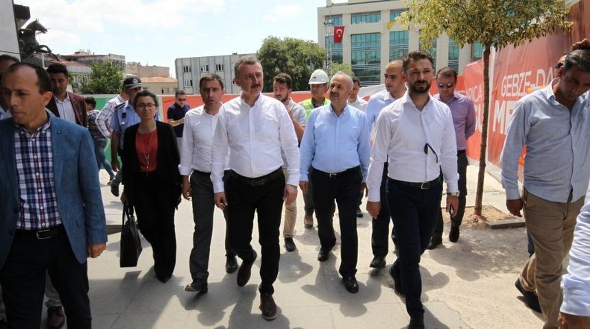 Belediye başkanları Gebze esnafını ziyaret etti