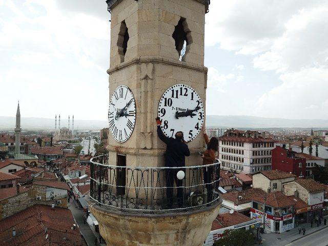 Çorum saat kulesi’nin kadranlarını değiştirecek