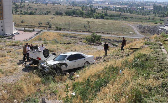 Aracıyla çarpıp, şarampole yuvarladığı otomobilin sürücüsünü öldürdü