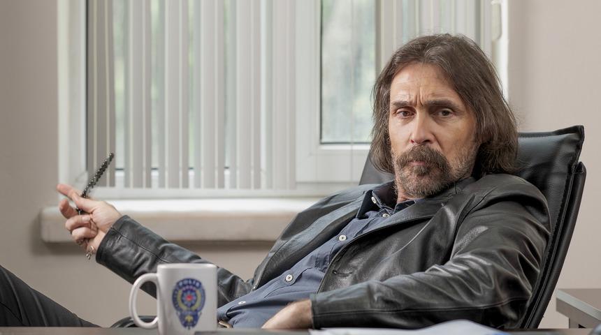 Behzat Ç. 2. bölümde Ezhel sürprizi!