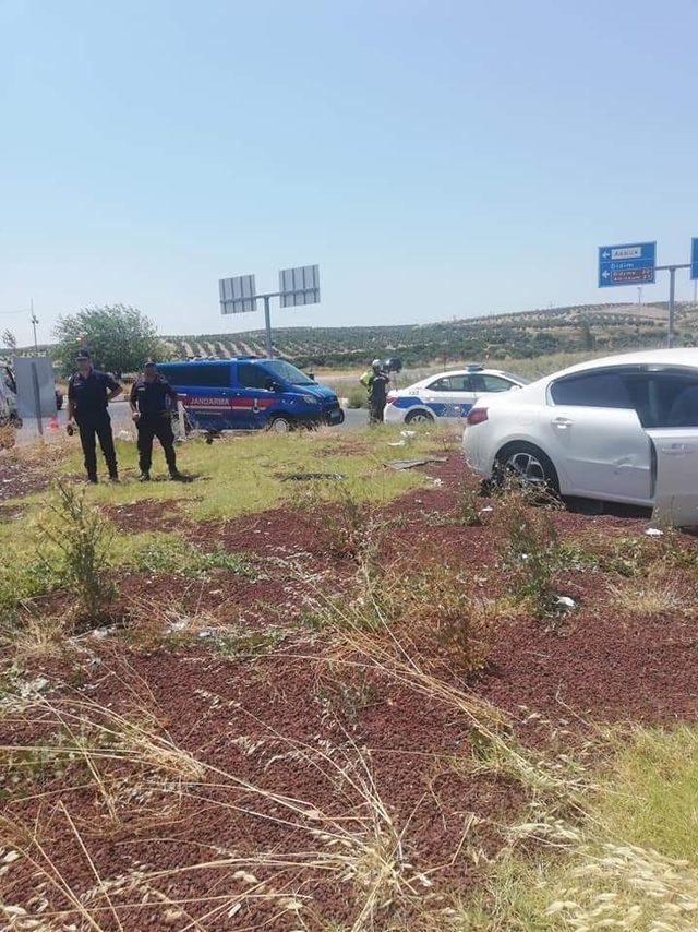 Söke Bodrum yolunda trafik kazası; 1 ölü 7 yaralı