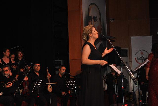 'Hatay'da Sanat Var' projesi kapsamında 270 müzik öğretmeni bir araya geldi