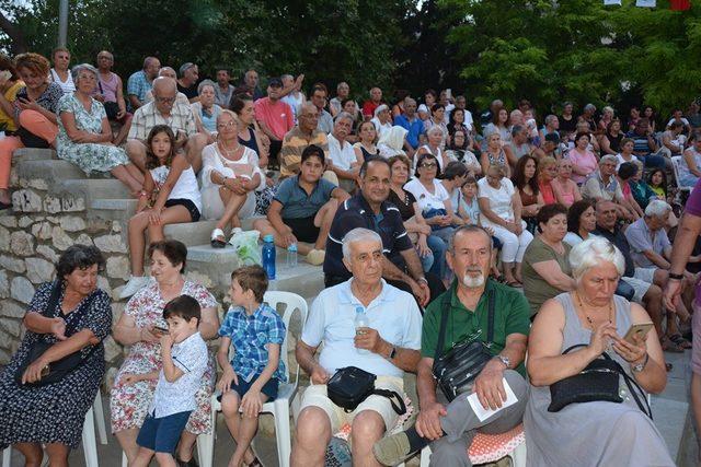 Didim’de ‘Gönülden Gönüle’ konseri ilgi gördü