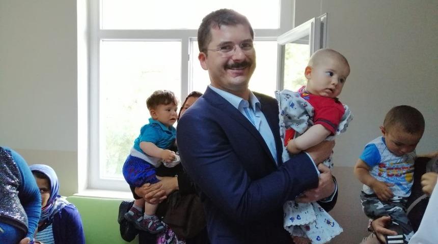 Altunhisar&rsquo;da 60 &ccedil;ocuk s&uuml;nnet edildi