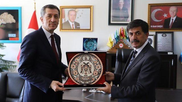 Milli Eğitim Bakanı Ziya Selçuk’tan Başkan Aksun’a ziyaret
