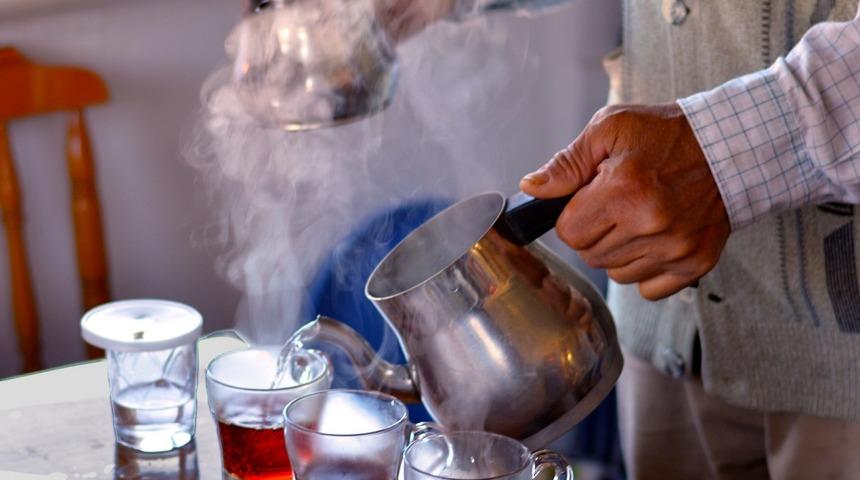 Günde 5 bardaktan fazlası zarar