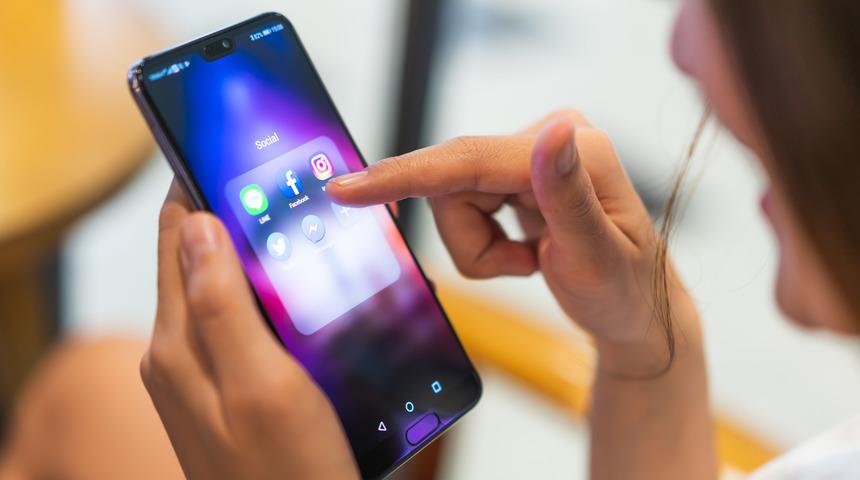 Android Q g&uuml;ncellemesi alacak Huawei telefonlar belli oldu