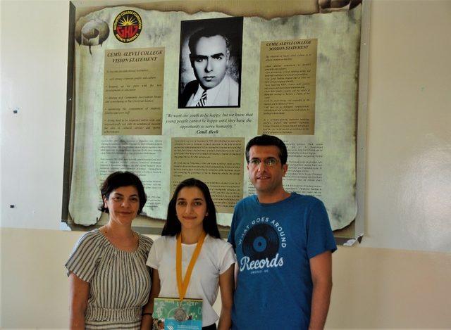 GKV’li Zeynep Özharat’a Waterloo Üniversitesi’nden matematik ödülü