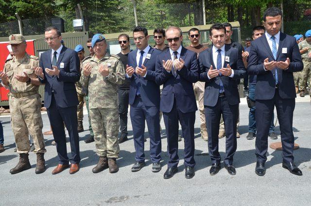 Hakkari'de Şehit Piyade Onbaşı Önlemeç için tören