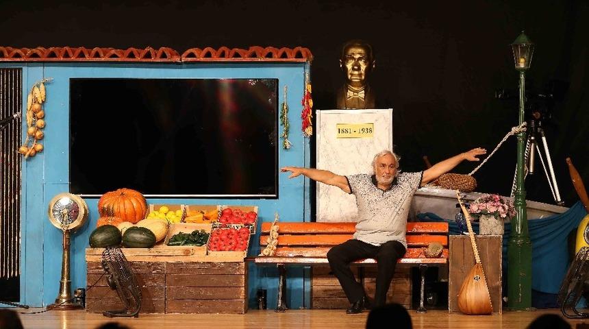 M&uuml;jdat Gezen&rsquo;e 60. yıl teşekk&uuml;r&uuml;