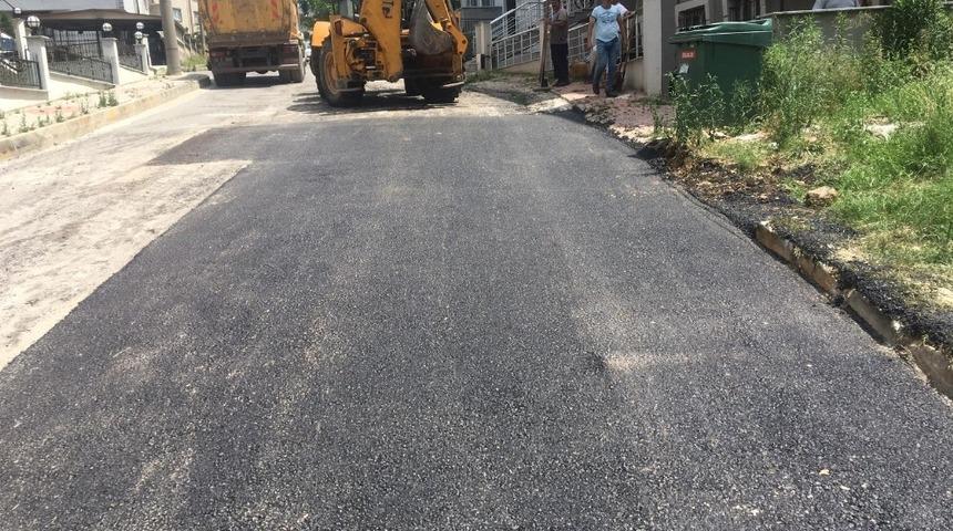 K&ouml;rfez&rsquo;de yama asfalt &ccedil;alışmaları