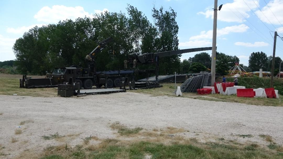 Kırkpınar&rsquo;a Mehmet&ccedil;ikten &lsquo;seyyar k&ouml;pr&uuml;l&uuml;&rsquo; destek