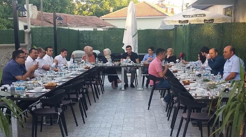 Kulu Adliyesi personelinden veda yemeği