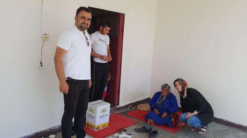 K&ouml;y okulu &ouml;ğretmenlerinden anlamlı kampanya