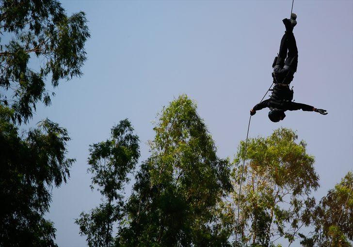 Nefes kesen anlar! Gözlerini kırpmadan izlediler G1