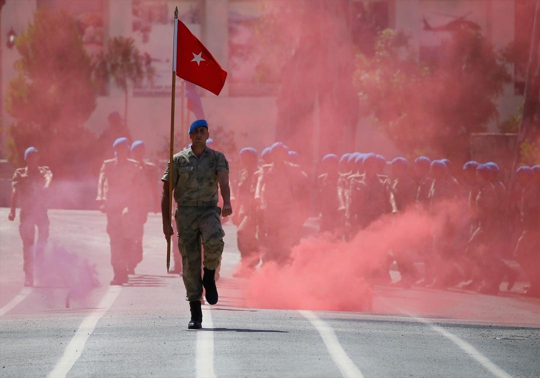 Nefes kesen anlar! G&ouml;zlerini kırpmadan izlediler