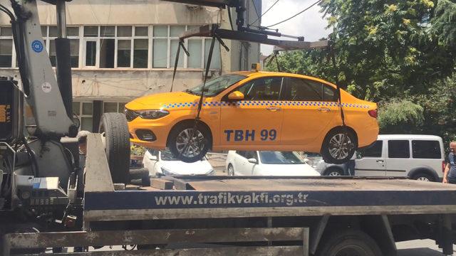 İstanbul'da organize taksi dolandırıcılığı: 23 gözaltı (Geniş haber) 