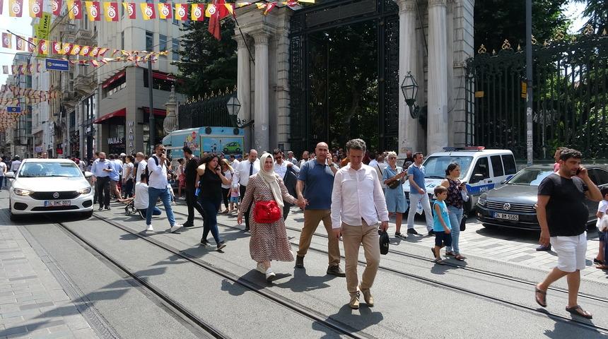 Galatasaray Lisesi'nde kura heyecanı