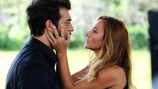 Burçin Terzioğlu ve İlker Kaleli'den hayranlarını heyecanlandıran fotoğraf