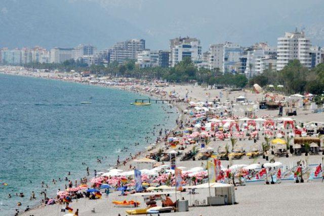 Antalya'da bir ilk daha; haziranda gelen turist sayısı 2 milyonu geçti