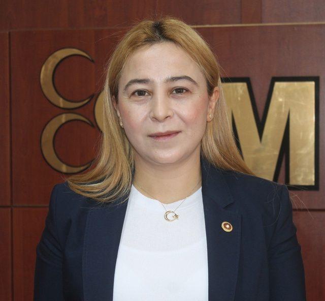 MHP Konya Milletvekili Esin Kara: “Konya YHT Garı ne zaman açılacak”