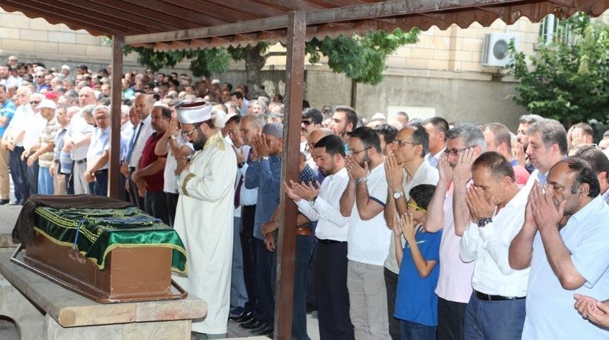 Belediye Başkan Yardımcısı Alevli&rsquo;nin acı g&uuml;n&uuml;