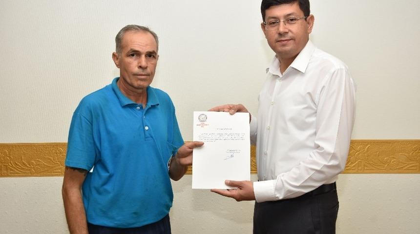 Başkan &Ouml;zcan&rsquo;dan temizlik iş&ccedil;ilerine teşekk&uuml;r