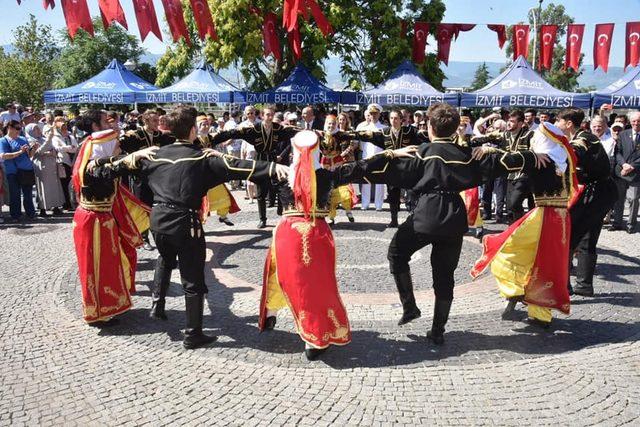 İzmit’te  kurtuluş coşkusu