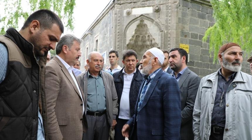 Başkan Dr. Mustafa Palancıoğlu: "G&uuml;l&uuml;k mahallesinde tarihi dokular ortaya &ccedil;ıkarıldığı gibi aynı zamanda yenileniyor ve modernleşiyor&ldquo;