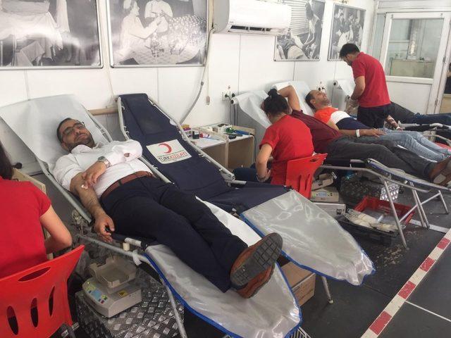 Karlıova’da 200 ünite kan bağışı yapıldı