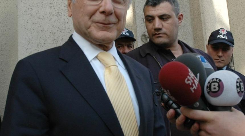 Ayta&ccedil; Durak&rsquo;ın aracına saldırı