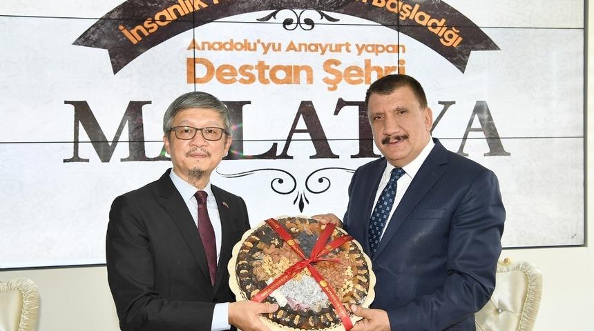 Tayvanlı b&uuml;rokrattan G&uuml;rkan&rsquo;a ziyaret