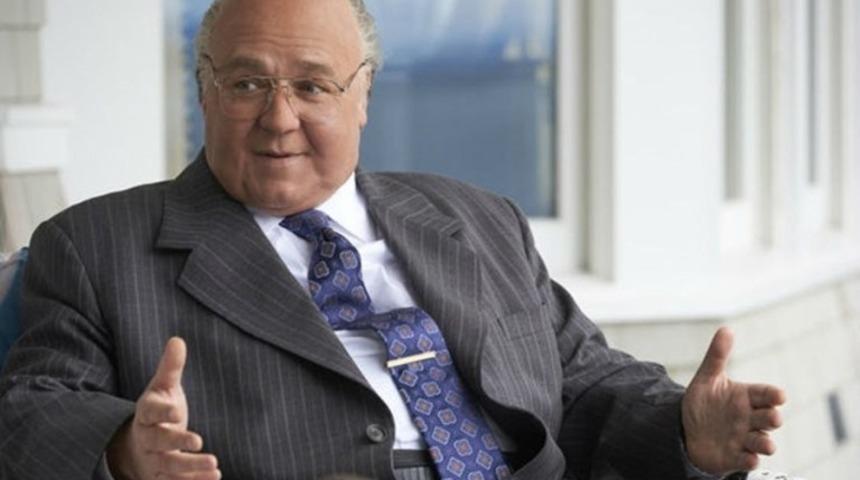 Russell Crowe yeni dizisi için tanınmaz halde