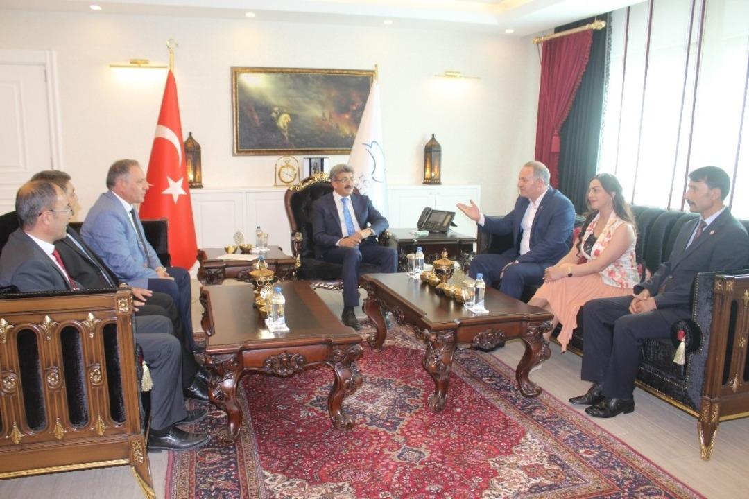 Azerbaycan heyeti Van&rsquo;da