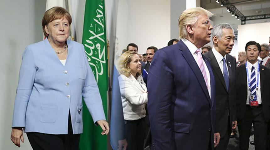 Trump ve Merkel'den 'özel' görüşme