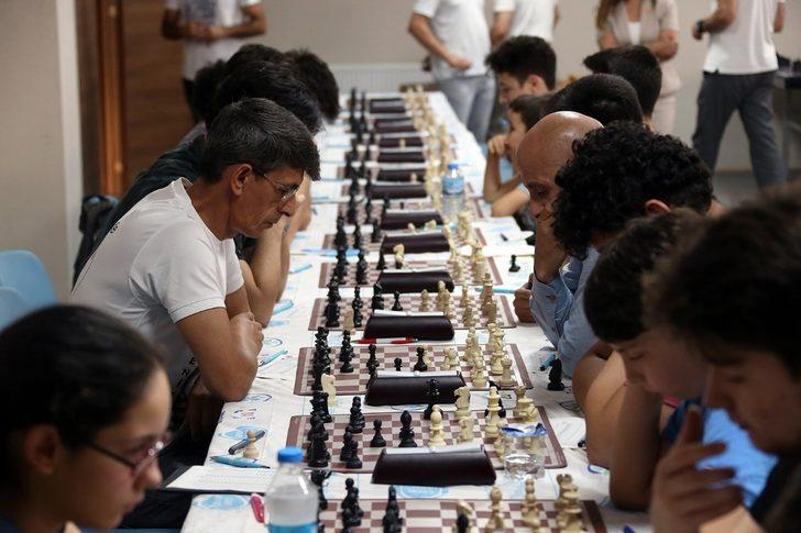 Merkezefendi Belediyesinden ilk satranç turnuvası G5