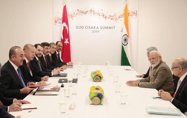 Cumhurbaşkanı Erdoğan, Hindistan Başbakanı Modi ile bir araya geldi