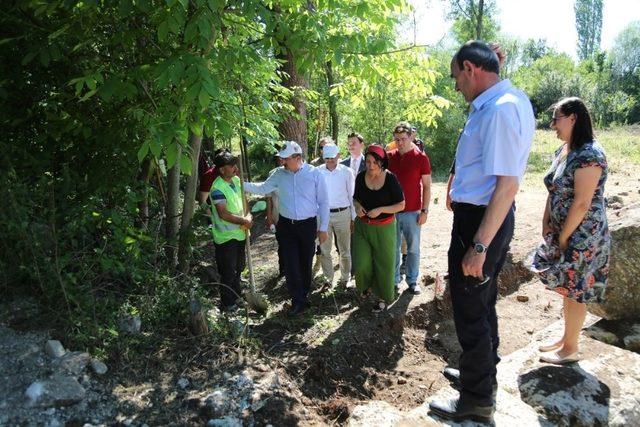 Aizanoi Antik Kenti’nde kazı çalışmaları