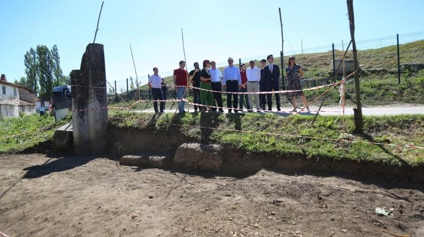 Aizanoi Antik Kenti’nde kazı çalışmaları