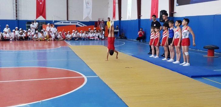 Develi’de Yaz Spor Okulları Muhteşem Gösterilerle Açıldı G5