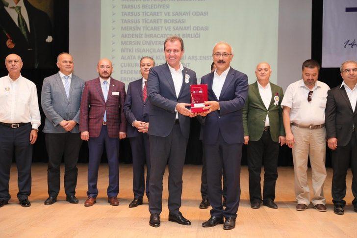 Seçer: “Tarsus Gıda İhtisas OSB için nakdi yardım sözü verdik” G1