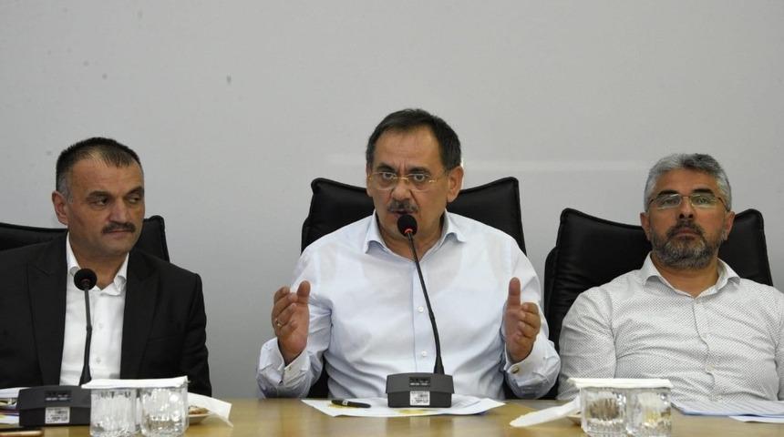 Demir: “Herkes elini taşın altına koyacak"