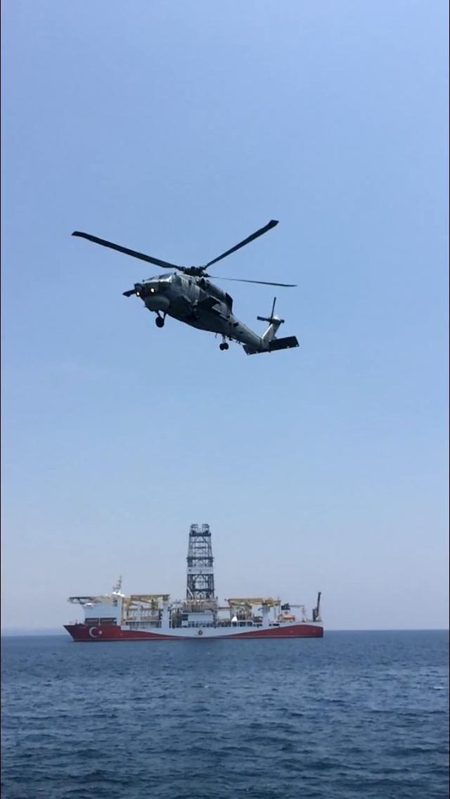 Yavuz Sondaj Gemisi ile TCG BARBAROS Fırkateyni'nin Doğu Akdeniz'e doğru ilerleyişi devam ediyor 