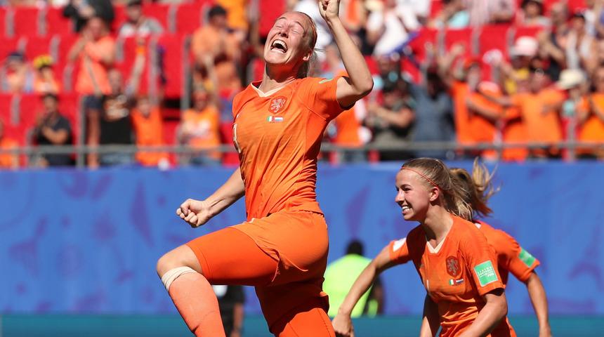 İtalya 0 - 2 Hollanda