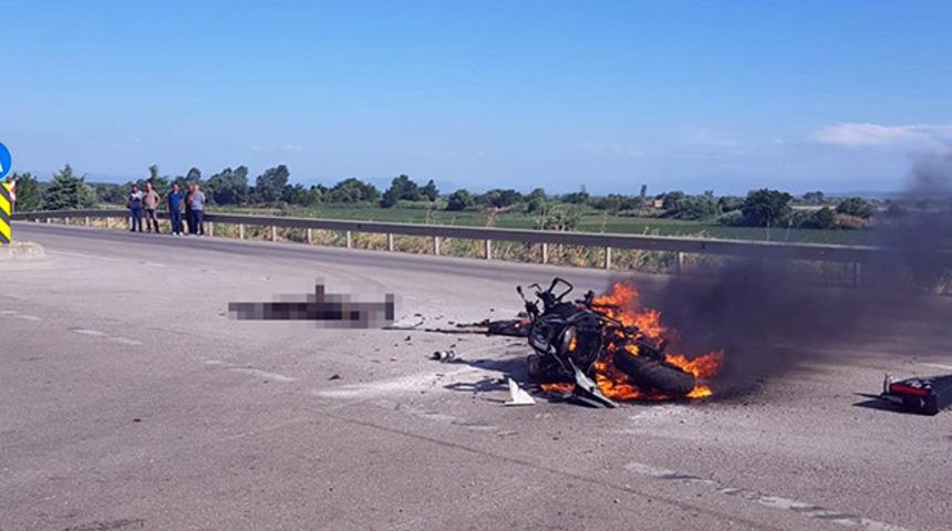 Bursa'da feci kaza! Motosiklet sürücüsü yanarak can verdi